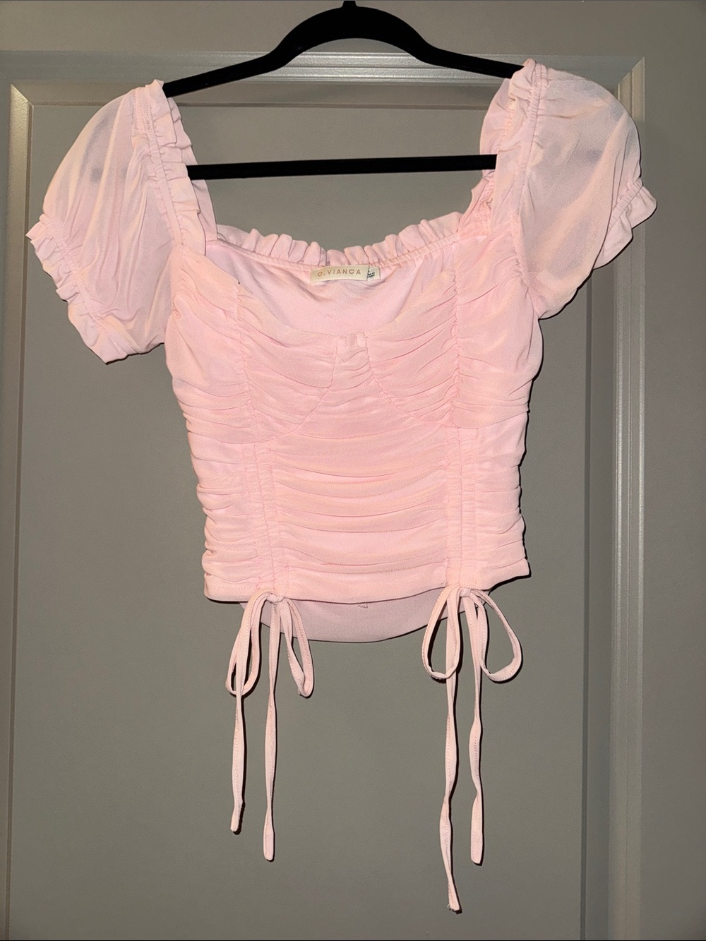 Ruched Puff Sleeve Crop Top in Light Pink